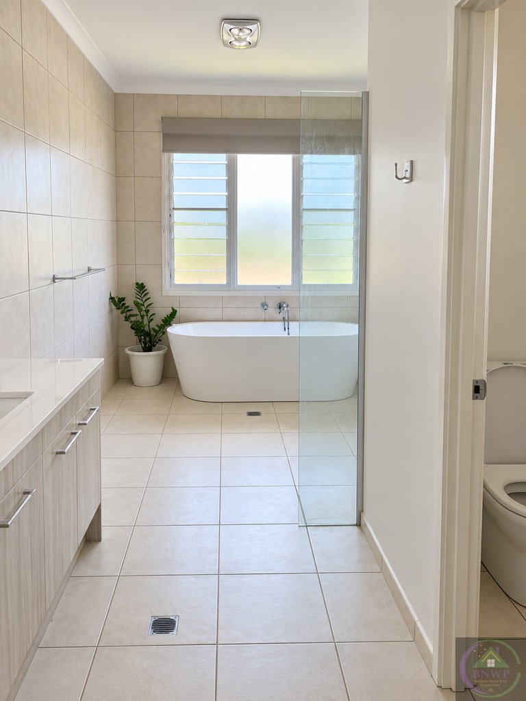 Photo - 7 Columbia Close, Upper Kedron QLD 4055 - Image 7