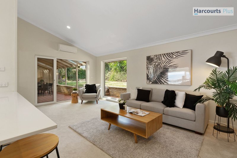 Photo - 7 Columbia Crescent, Hallett Cove SA 5158 - Image 13