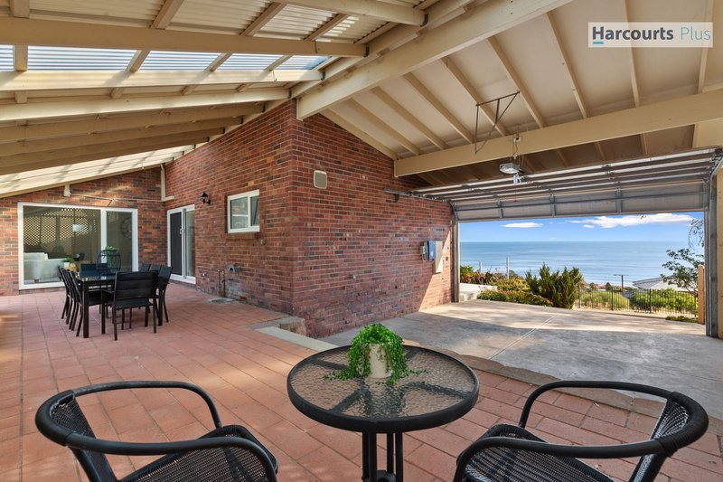 Photo - 7 Columbia Crescent, Hallett Cove SA 5158 - Image 18