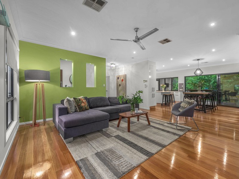 Photo - 7 Colvillea Court, Everton Hills QLD 4053 - Image 8