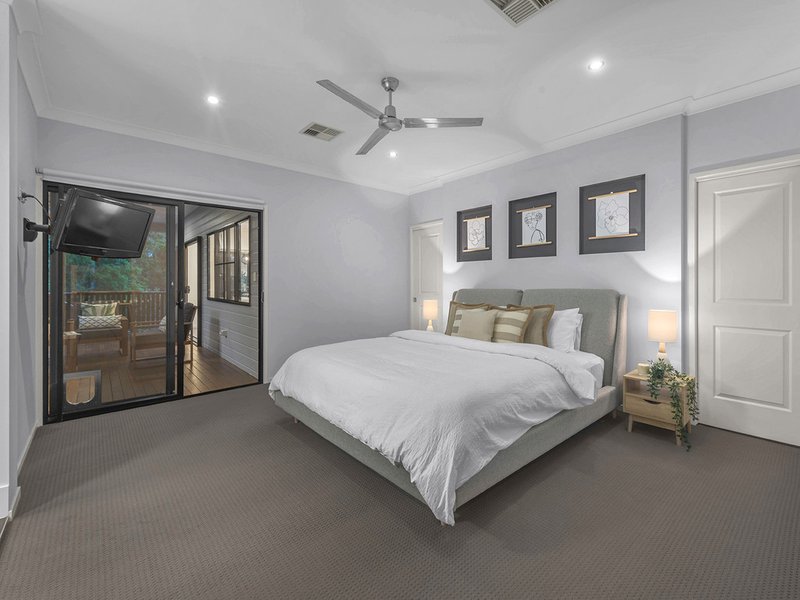 Photo - 7 Colvillea Court, Everton Hills QLD 4053 - Image 11