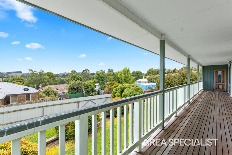 Photo - 7 Concetta Court, Korumburra VIC 3950 - Image 3