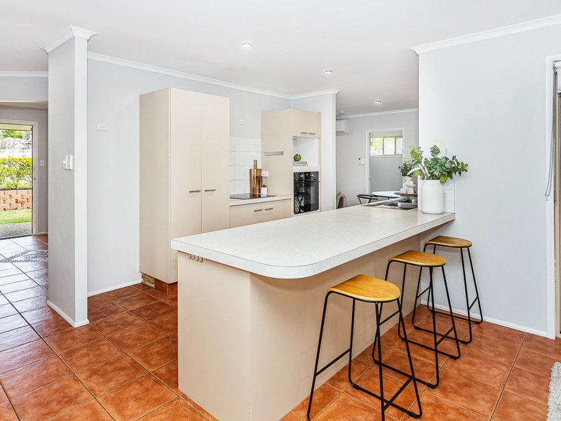 Photo - 7 Congreve Close, Mudgeeraba QLD 4213 - Image 5