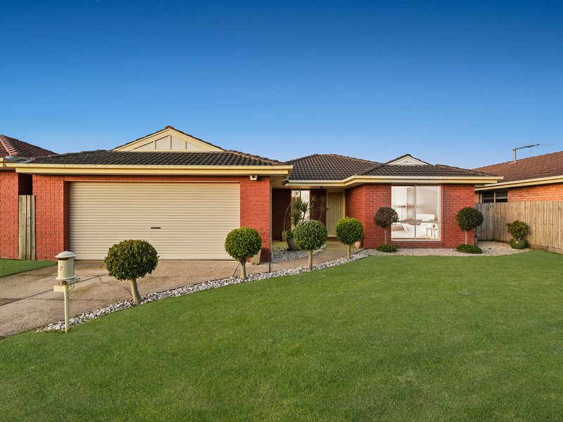 7 Connor Mews, Cranbourne East VIC 3977