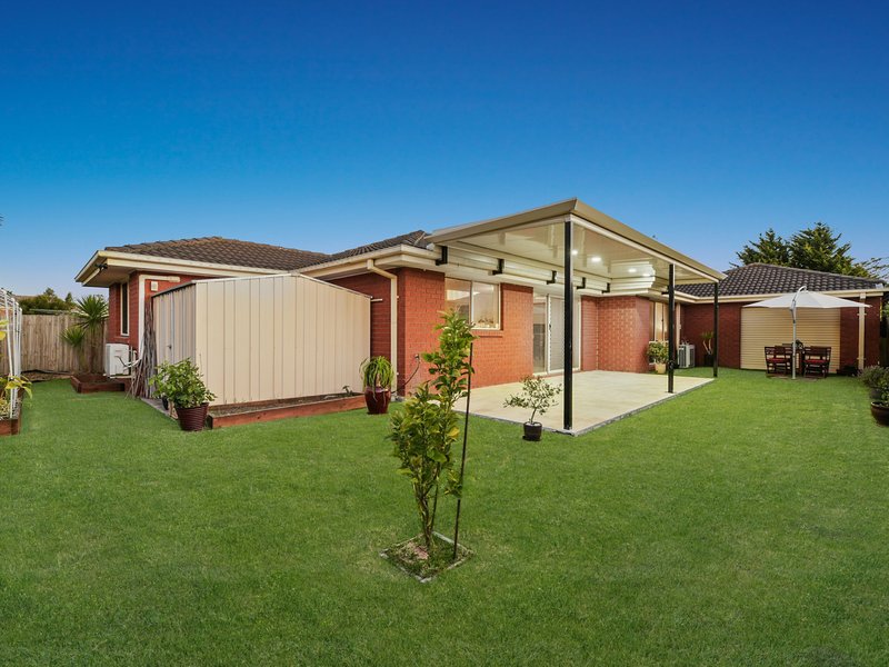 Photo - 7 Connor Mews, Cranbourne East VIC 3977 - Image 14