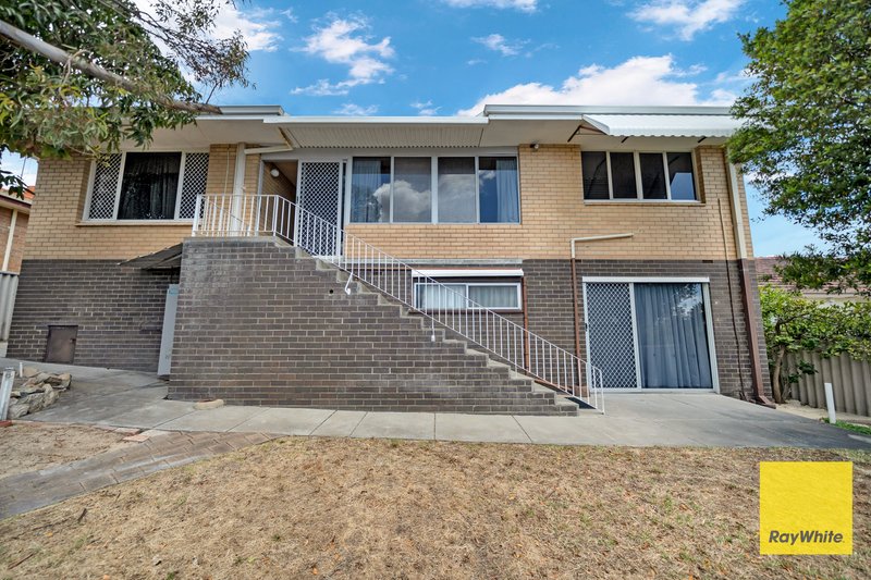 Photo - 7 Conto Avenue, Dianella WA 6059 - Image 2