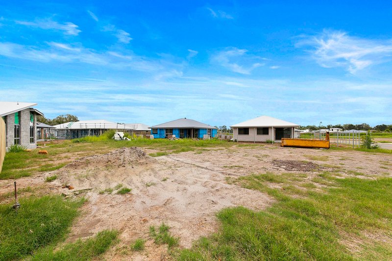 Photo - 7 Coolamon Court, Urraween QLD 4655 - Image 6