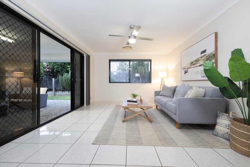 Photo - 7 Coolibah Street, Heathwood QLD 4110 - Image 3