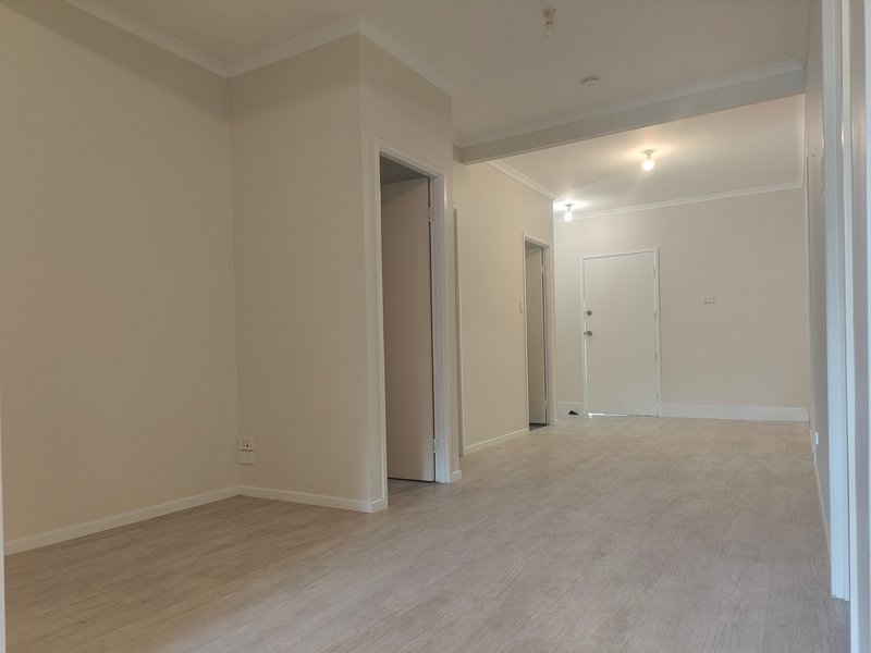 Photo - 7 Coonardoo Court, Wongawallan QLD 4210 - Image 7