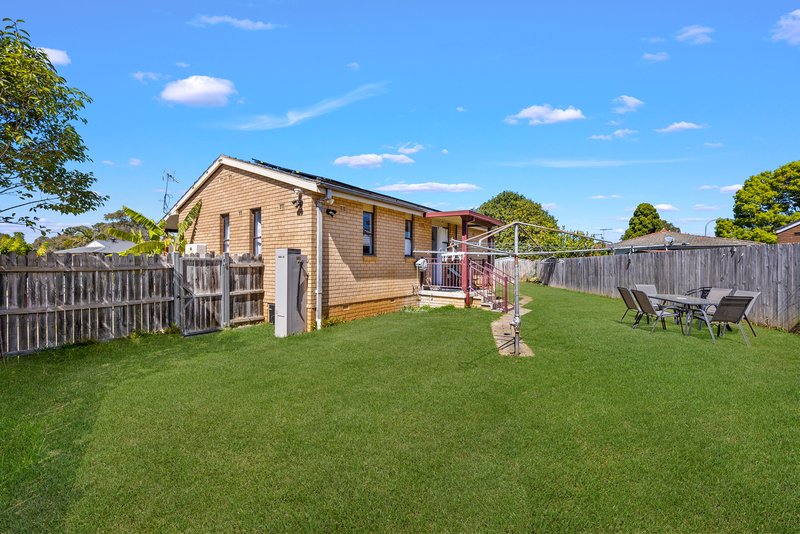 Photo - 7 Coonong Way, Airds NSW 2560 - Image 2
