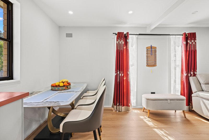 Photo - 7 Coonong Way, Airds NSW 2560 - Image 6