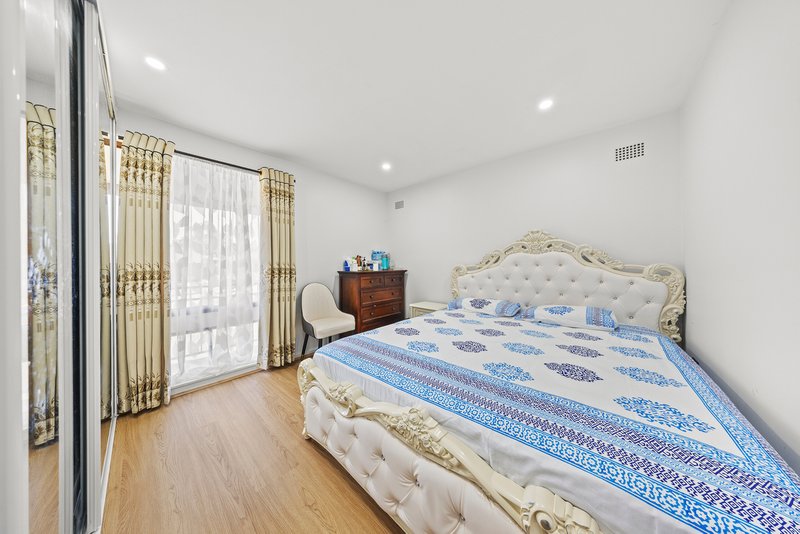 Photo - 7 Coonong Way, Airds NSW 2560 - Image 12