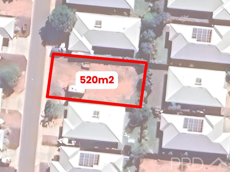 Photo - 7 Coorbeelie Street, Baynton WA 6714 - Image 2