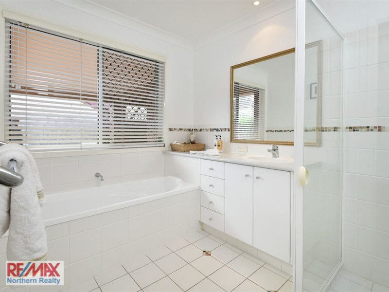 Photo - 7 Corina Close, Robina QLD 4226 - Image 14