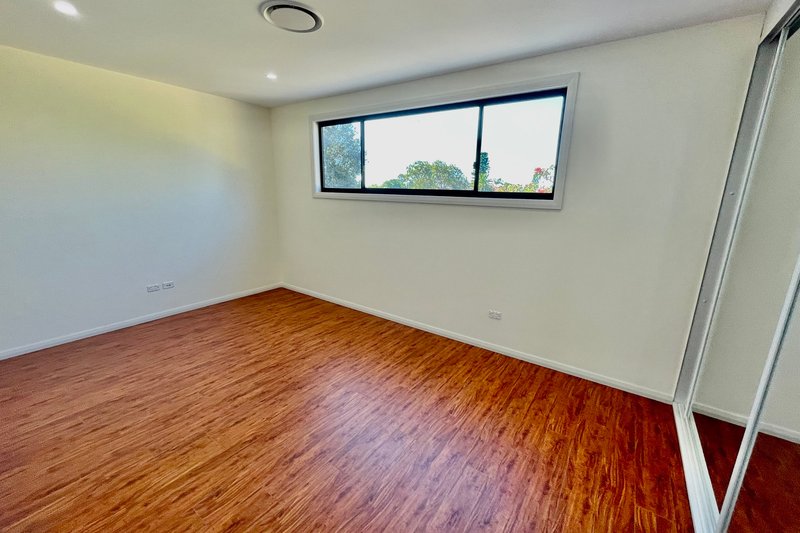 Photo - 7 Cornock Avenue, Toongabbie NSW 2146 - Image 14