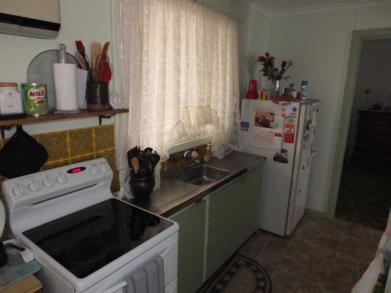 Photo - 7 Cornwall Street, Wallaroo SA 5556 - Image 4