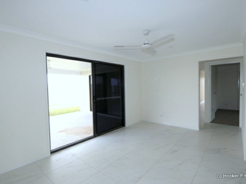 Photo - 7 Costello Court, Emerald QLD 4720 - Image 12