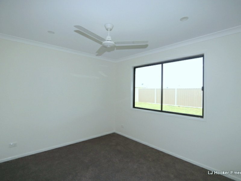 Photo - 7 Costello Court, Emerald QLD 4720 - Image 15