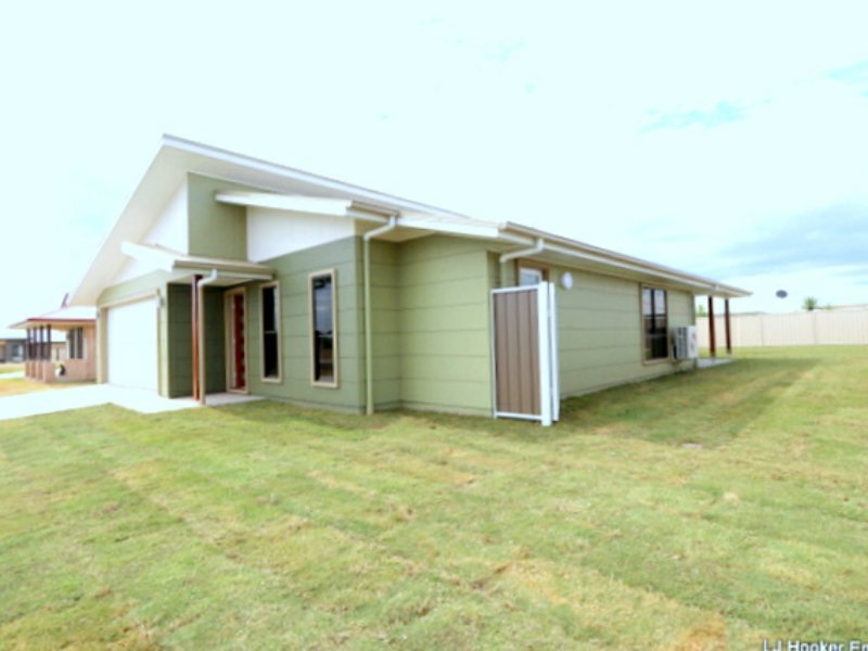 Photo - 7 Costello Court, Emerald QLD 4720 - Image 25