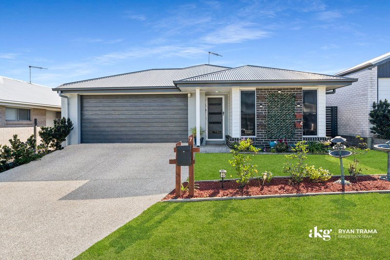 Photo - 7 Cottee Circuit, Park Ridge QLD 4125 - Image 1
