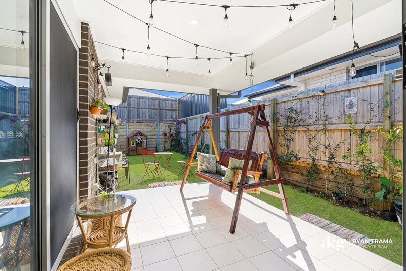 Photo - 7 Cottee Circuit, Park Ridge QLD 4125 - Image 18