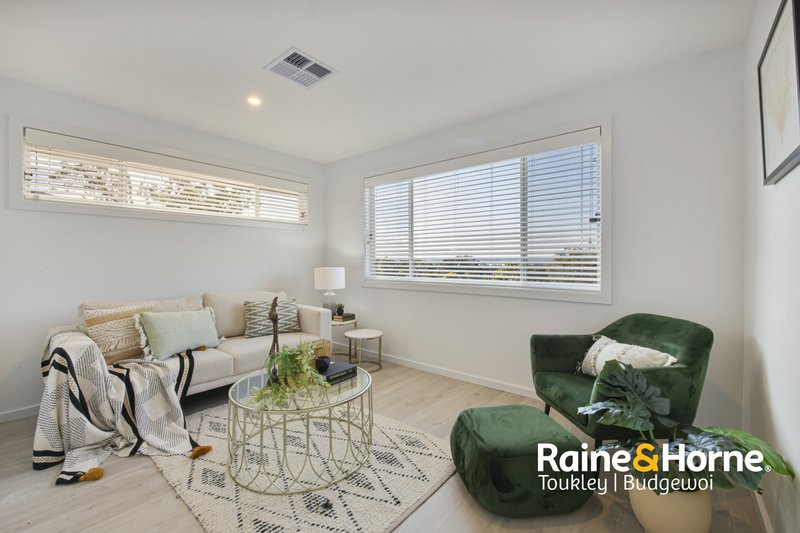 Photo - 7 Courigal Street, Lake Haven NSW 2263 - Image 4