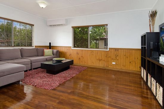 Photo - 7 Courtland Street, Salisbury QLD 4107 - Image 3