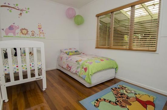 Photo - 7 Courtland Street, Salisbury QLD 4107 - Image 7