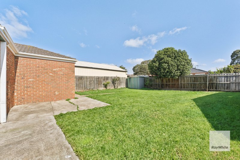 Photo - 7 Cowley Street, Delahey VIC 3037 - Image 9