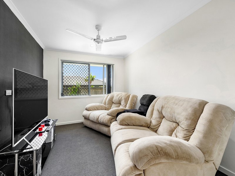 Photo - 7 Cowrie Crescent, Burpengary East QLD 4505 - Image 7