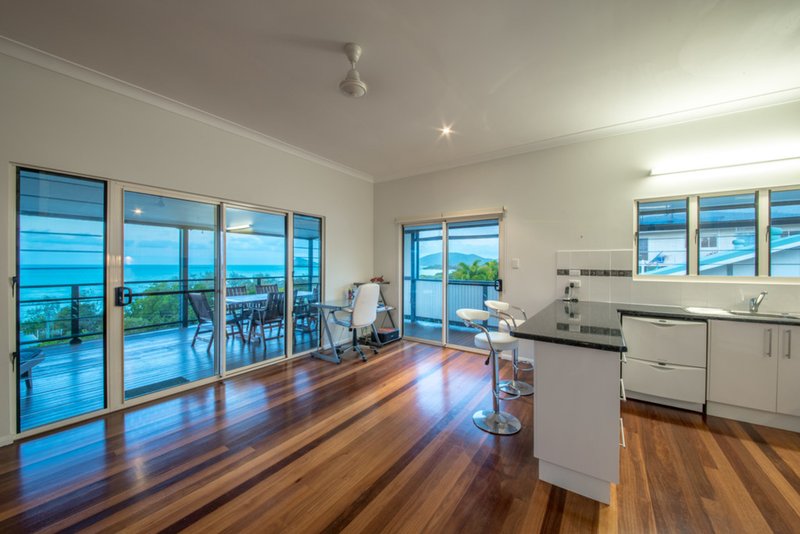 Photo - 7 Cowry Crescent, Dingo Beach QLD 4800 - Image 5