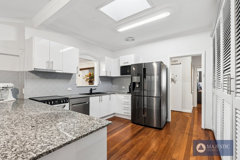 Photo - 7 Cranford Avenue, Brentwood WA 6153 - Image 5