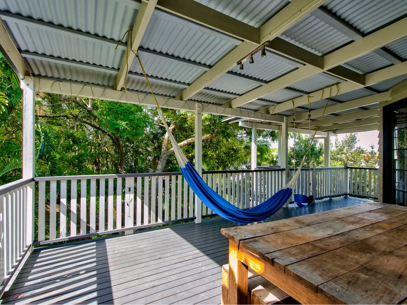 Photo - 7 Crawford Avenue, Stafford QLD 4053 - Image 11