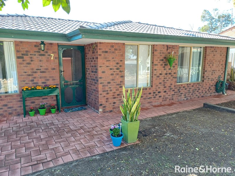 Photo - 7 Creek Edge, Swan View WA 6056 - Image 3