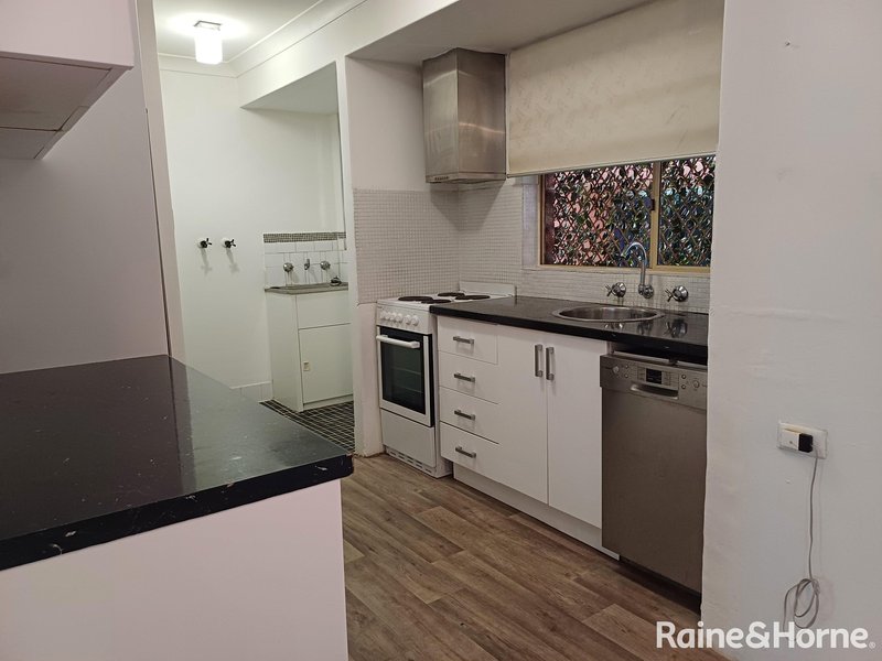 Photo - 7 Creek Edge, Swan View WA 6056 - Image 12