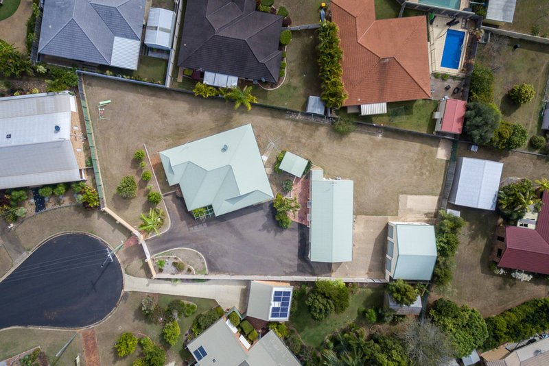 Photo - 7 Crest Court, Avoca QLD 4670 - Image 2