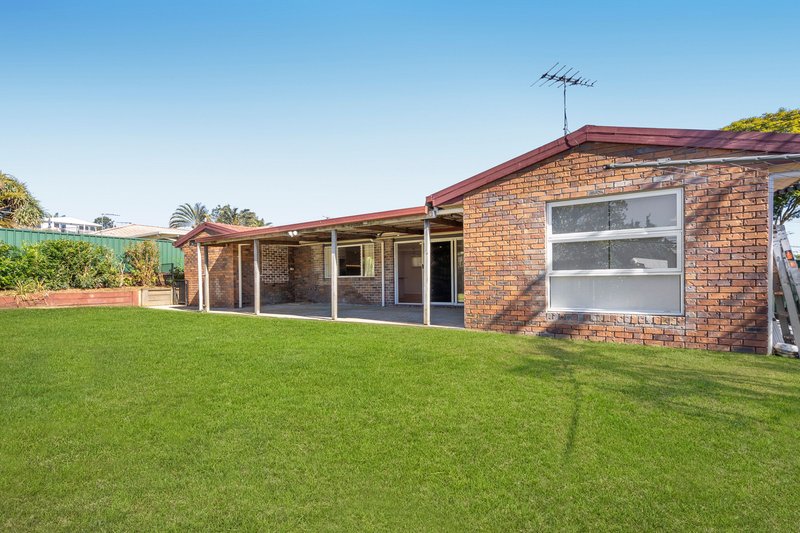 Photo - 7 Crocus Street, Daisy Hill QLD 4127 - Image 14