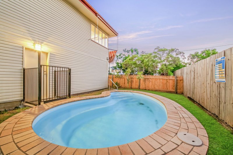 Photo - 7 Cross Street, Mitchelton QLD 4053 - Image 11