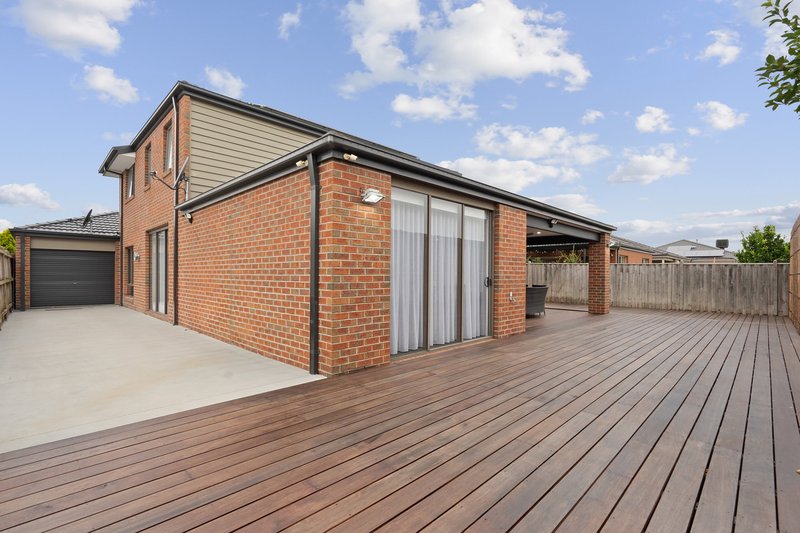 Photo - 7 Crowe Avenue, Cranbourne West VIC 3977 - Image 21