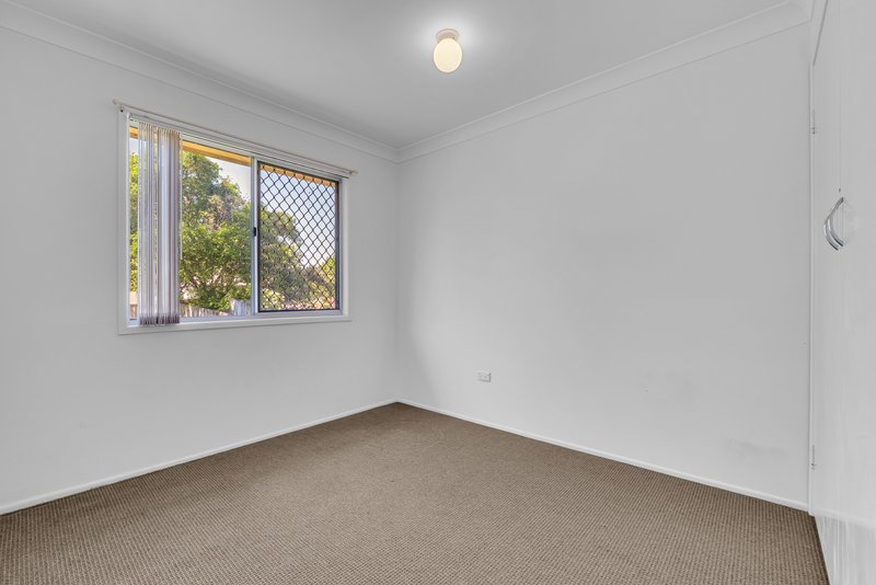 Photo - 7 Crown Street, Alexandra Hills QLD 4161 - Image 9