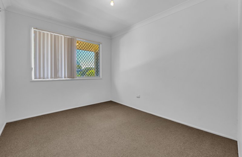 Photo - 7 Crown Street, Alexandra Hills QLD 4161 - Image 10