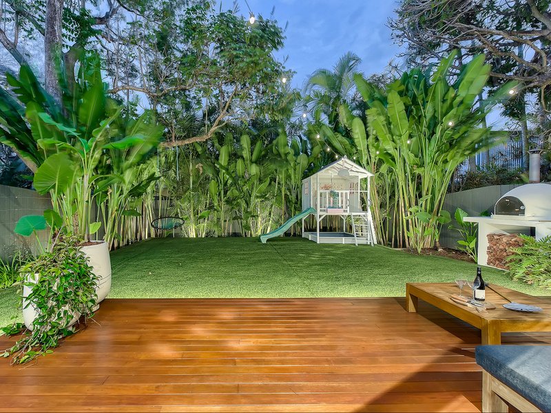 Photo - 7 Crowther Street, Windsor QLD 4030 - Image 10