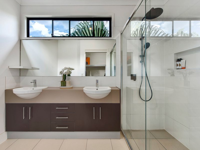 Photo - 7 Crowther Street, Windsor QLD 4030 - Image 14