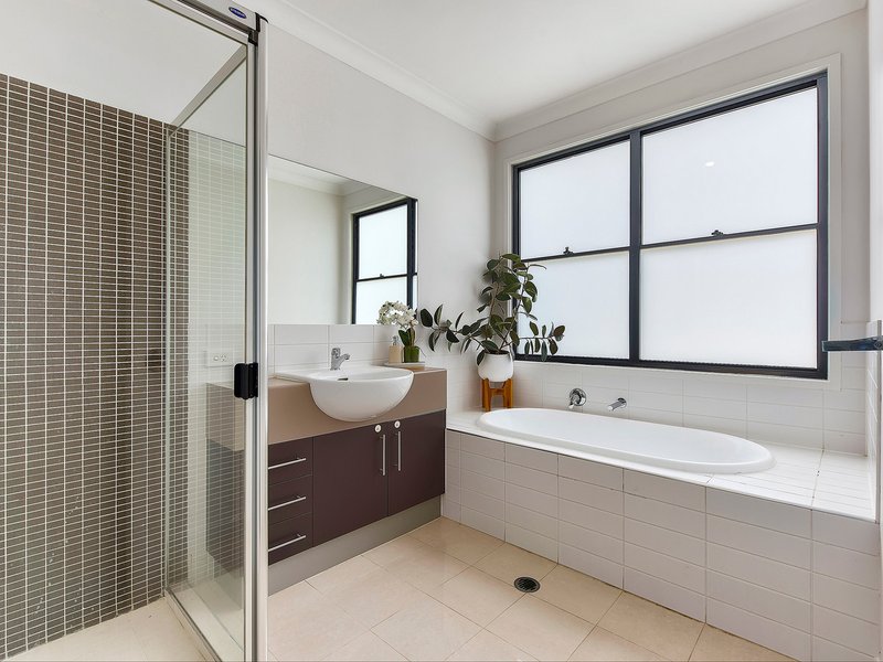 Photo - 7 Crowther Street, Windsor QLD 4030 - Image 17