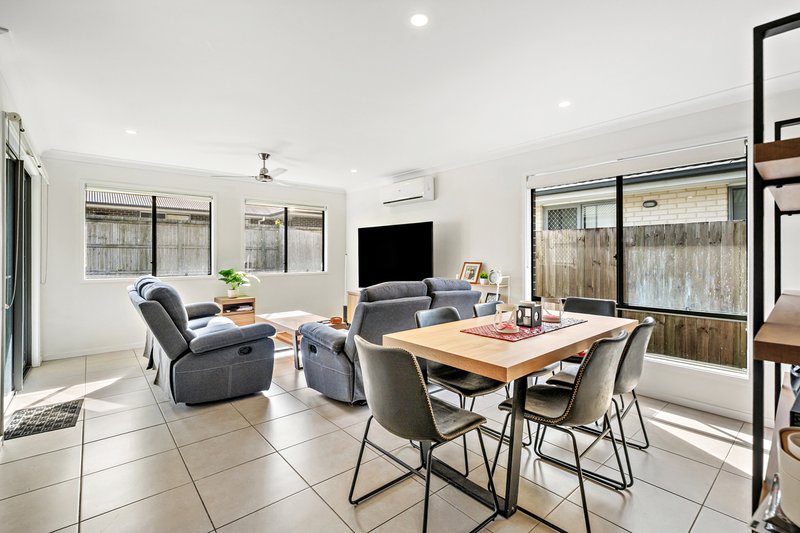 Photo - 7 Cruiser Street, Burpengary QLD 4505 - Image 10