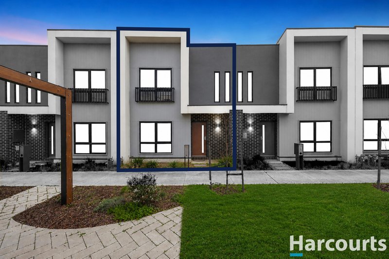 Photo - 7 Cultura Walk, Cranbourne West VIC 3977 - Image 1