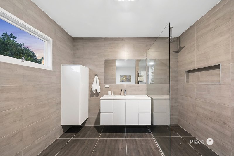 Photo - 7 Culworth Street, Chermside West QLD 4032 - Image 6