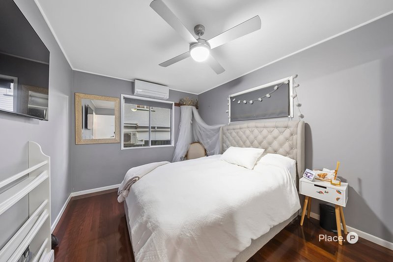 Photo - 7 Culworth Street, Chermside West QLD 4032 - Image 10