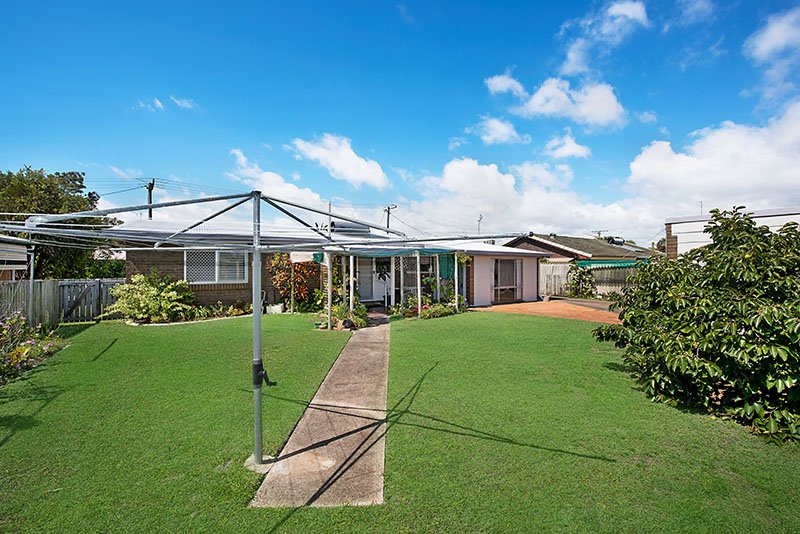 Photo - 7 Cunningham Court, Golden Beach QLD 4551 - Image 12