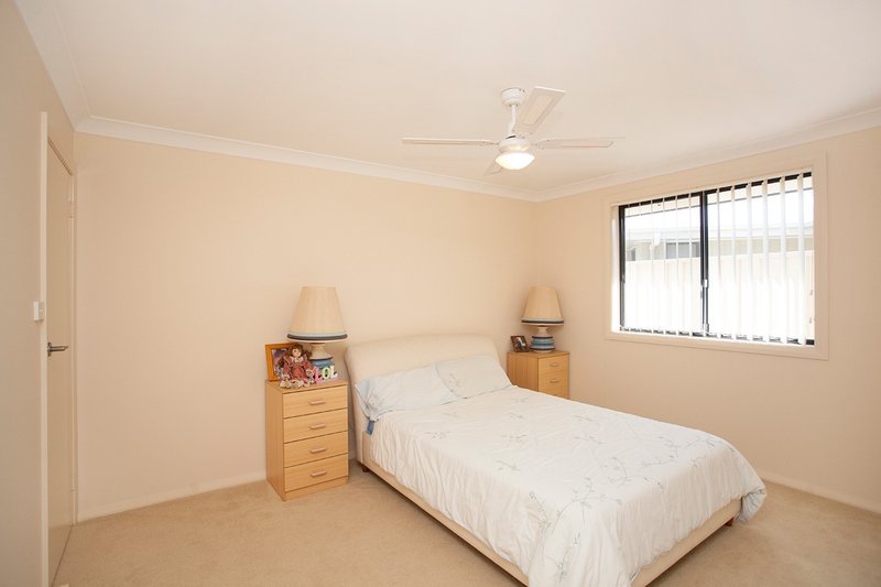 Photo - 7 Curlew Place, Old Bar NSW 2430 - Image 8